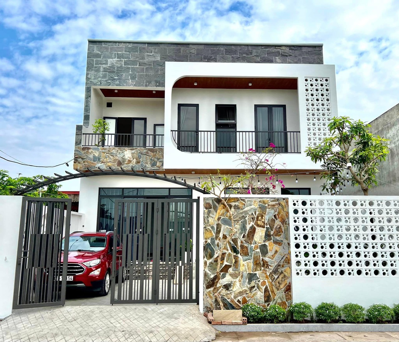 BÀN GIAO CÔNG TRÌNH NHÀ PHỐ HAI GIAN 1 TRỆT 1 LẦU TẠI CẨM MỸ, ĐỒNG NAI